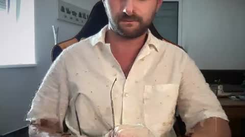 Snapshot of paulsimpsn chatting on 07/11/26, 02:53 love bush online show from 07/11/26, 02:53