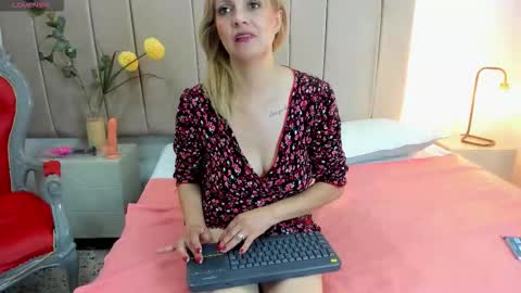 paultte online show from 12/17/25, 08:15