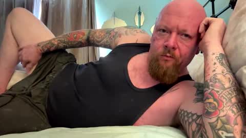 paulyb445 online show from 09/24/25, 09:45