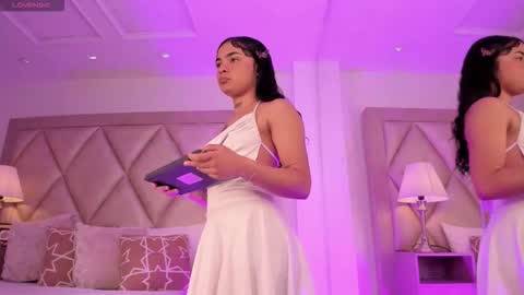 Pau online show from 11/30/25, 12:53