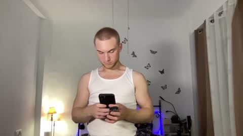 Snapshot of pavelrey chatting on 06/10/26, 08:19 Pavel online show from 06/10/26, 08:19