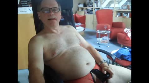 Pavlov aka Peter online show from 01/27/25, 09:23