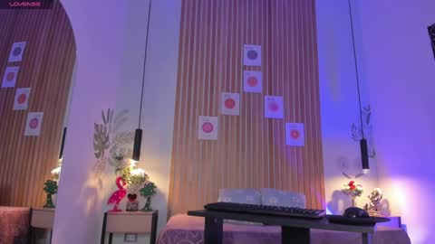 Snapshot of pawggirl18 chatting on 12/08/24, 02:52 Dani online show from 12/08/24, 02:52