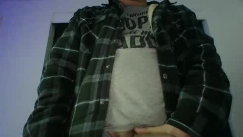 Snapshot of pawgpusslover chatting on 01/13/25, 03:01 pawgpusslover online show from 01/13/25, 03:01