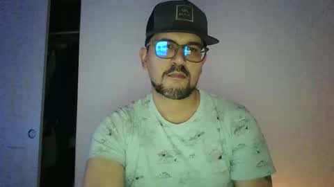 Snapshot of pawgpusslover chatting on 11/18/25, 04:39 pawgpusslover online show from 11/18/25, 04:39