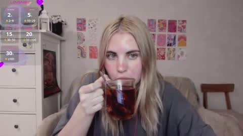 Allisses online show from 02/25/25, 04:53