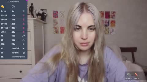 Allisses online show from 10/05/25, 07:07