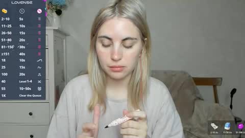 Allisses online show from 11/30/25, 08:07