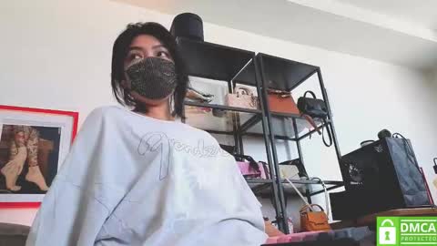 Snapshot of pay_inka chatting on 10/28/25, 02:59 next online july 13 1030 PM EST online show from 10/28/25, 02:59