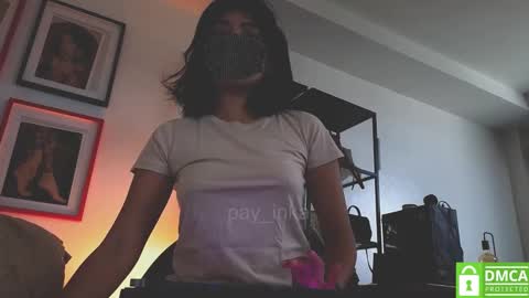 Snapshot of pay_inka chatting on 11/04/25, 02:43 next online july 13 1030 PM EST online show from 11/04/25, 02:43