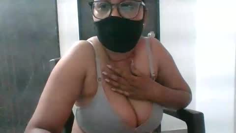 Payal online show from 06/27/26, 01:17