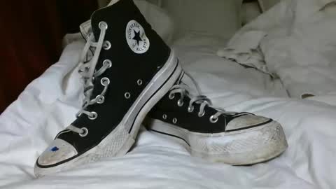 Snapshot of paymommyv chatting on 11/15/25, 01:03 Mommy V online show from 11/15/25, 01:03