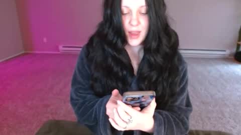 Snapshot of paymommyv chatting on 03/15/26, 04:02 Mommy V online show from 03/15/26, 04:02