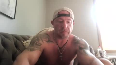 Snapshot of paytondaniel44 chatting on 05/04/26, 12:01 paytondaniel44 online show from 05/04/26, 12:01