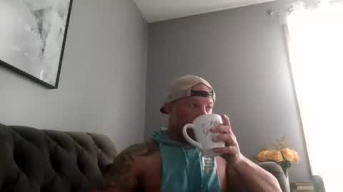 Snapshot of paytondaniel44 chatting on 05/20/26, 01:39 paytondaniel44 online show from 05/20/26, 01:39