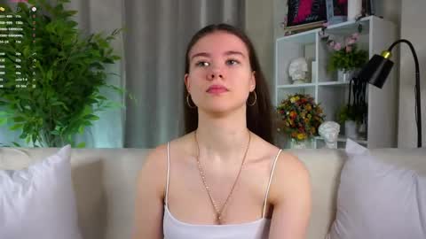 Snapshot of pazrapacki chatting on 04/07/26, 02:23 Beautiful Mila online show from 04/07/26, 02:23