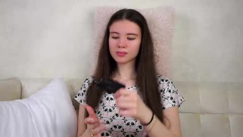 Snapshot of pazrapacki chatting on 04/16/26, 02:34 Beautiful Mila online show from 04/16/26, 02:34