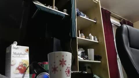 pc8474408 online show from 12/04/25, 02:04