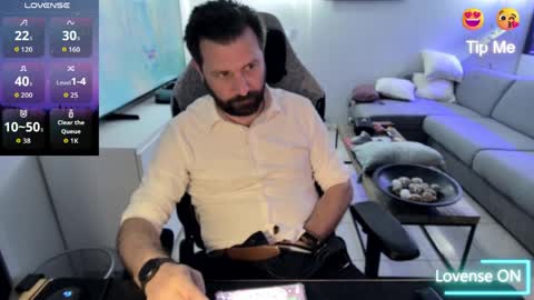 Snapshot of pc92160 chatting on 04/20/26, 07:04 pc92160 online show from 04/20/26, 07:04