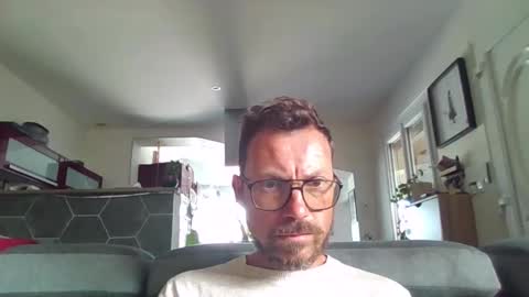 pchittt online show from 05/01/26, 04:11