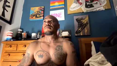 Snapshot of pcuddy3 chatting on 04/18/26, 03:21 Phenomenal online show from 04/18/26, 03:21