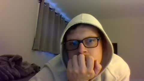 Snapshot of pd414 chatting on 11/19/25, 08:09 pd414 online show from 11/19/25, 08:09