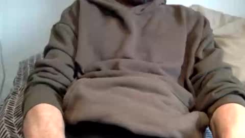 Snapshot of pea23 chatting on 04/04/26, 01:52 pea23 online show from 04/04/26, 01:52