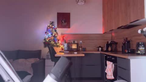 Sandra  Next Stream  pm MSK 5 pm UTC1pm EDT online show from 01/10/26, 06:20