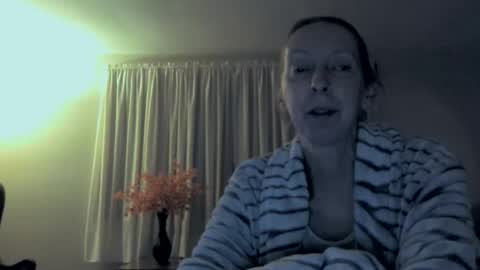 Snapshot of peacelovesexwine chatting on 12/14/25, 05:35 Peace online show from 12/14/25, 05:35