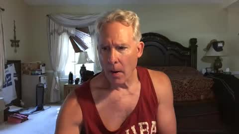 Snapshot of peacemakerone1 chatting on 09/16/25, 06:42 peacemakerone1 online show from 09/16/25, 06:42