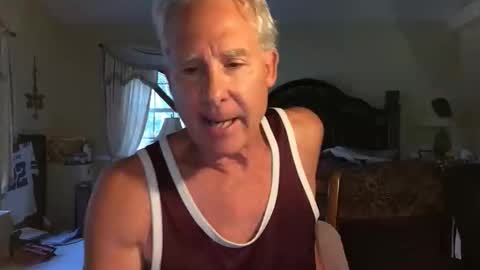 Snapshot of peacemakerone1 chatting on 10/20/25, 06:19 peacemakerone1 online show from 10/20/25, 06:19