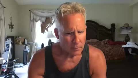 Snapshot of peacemakerone1 chatting on 04/01/26, 07:44 peacemakerone1 online show from 04/01/26, 07:44