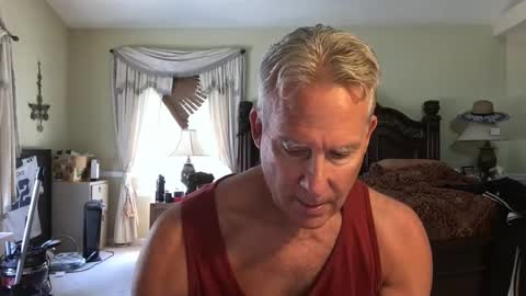Snapshot of peacemakerone1 chatting on 04/20/26, 06:20 peacemakerone1 online show from 04/20/26, 06:20