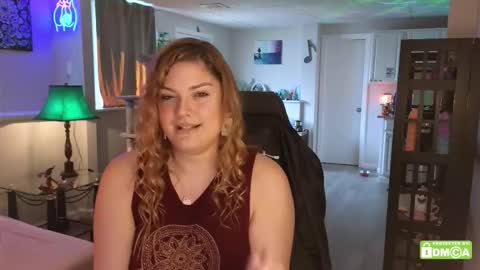   online show from 10/14/25, 08:09