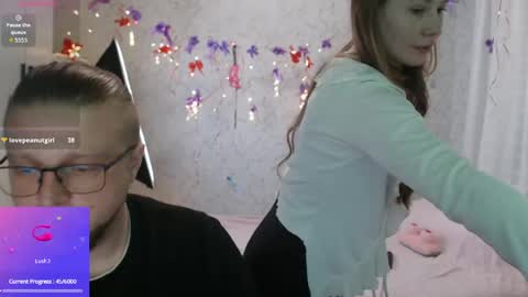 Snapshot of peach_mary_jay chatting on 05/03/26, 02:01 Mary Jay online show from 05/03/26, 02:01
