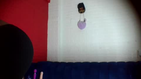 Snapshot of peach_melbah chatting on 07/16/26, 07:31 peach_melbah online show from 07/16/26, 07:31