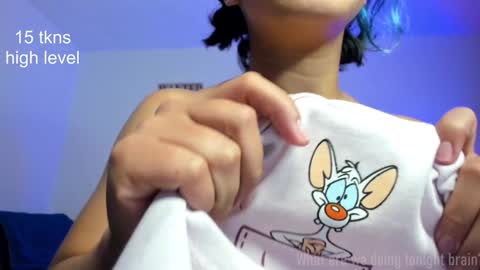 Snapshot of peach_paradisee chatting on 01/14/25, 05:40 S online show from 01/14/25, 05:40