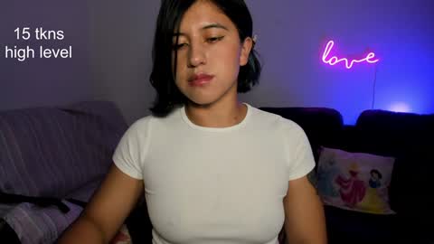 Snapshot of peach_paradisee chatting on 01/22/25, 09:54 S online show from 01/22/25, 09:54