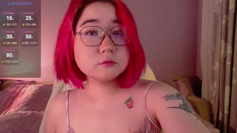 Lilian   online show from 10/06/25, 08:23