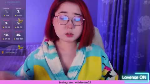 Lilian   online show from 10/24/25, 07:16