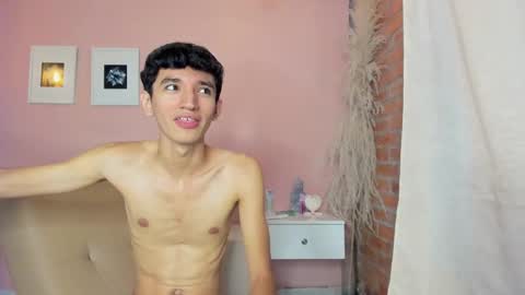 peach tyron online show from 01/06/25, 10:58