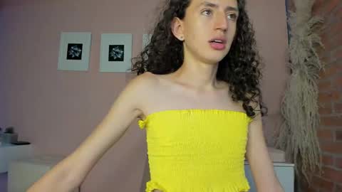 peach tyron online show from 01/17/25, 01:25