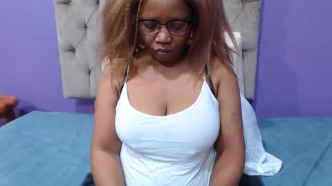 Snapshot of peachassxx chatting on 04/26/26, 05:38 peachy online show from 04/26/26, 05:38