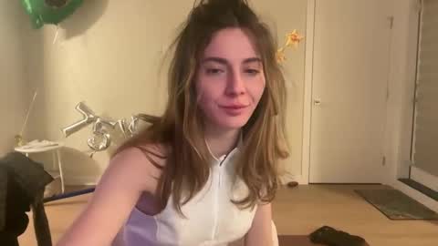 Snapshot of peacheekitty chatting on 01/15/26, 06:51 Effyyyyy online show from 01/15/26, 06:51