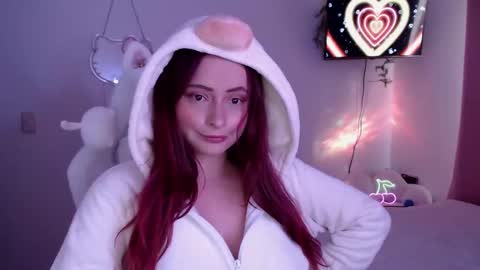 peacherry_ online show from 02/17/25, 10:36