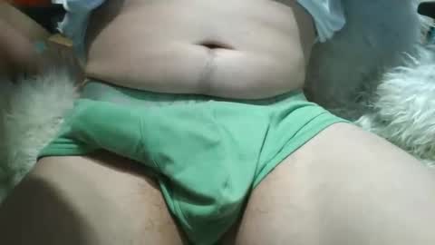 Snapshot of peacheshubby chatting on 05/19/26, 01:56 hard4u online show from 05/19/26, 01:56
