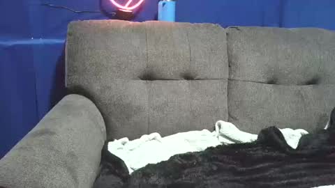 Snapshot of peachesncream0303 chatting on 09/10/25, 04:34 Peachesncream03 online show from 09/10/25, 04:34