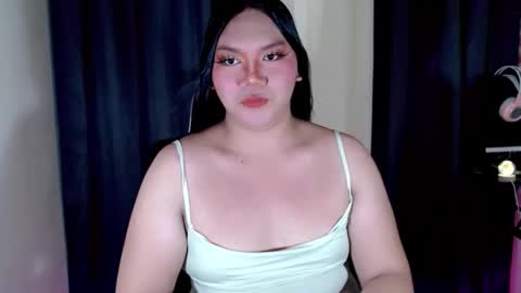 Snapshot of peachy_sparkle chatting on 01/11/26, 04:34 PEACHY online show from 01/11/26, 04:34