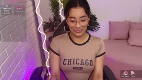 peachy_tay online show from 12/18/25, 12:00