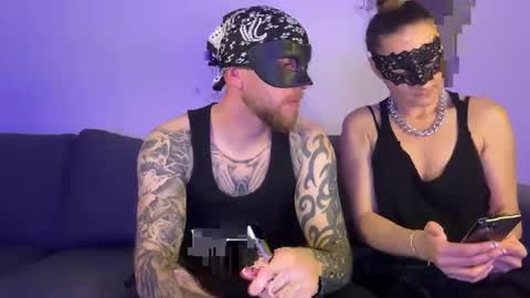 Snapshot of peachyandbarb chatting on 12/04/25, 08:28 peachyandbarb online show from 12/04/25, 08:28